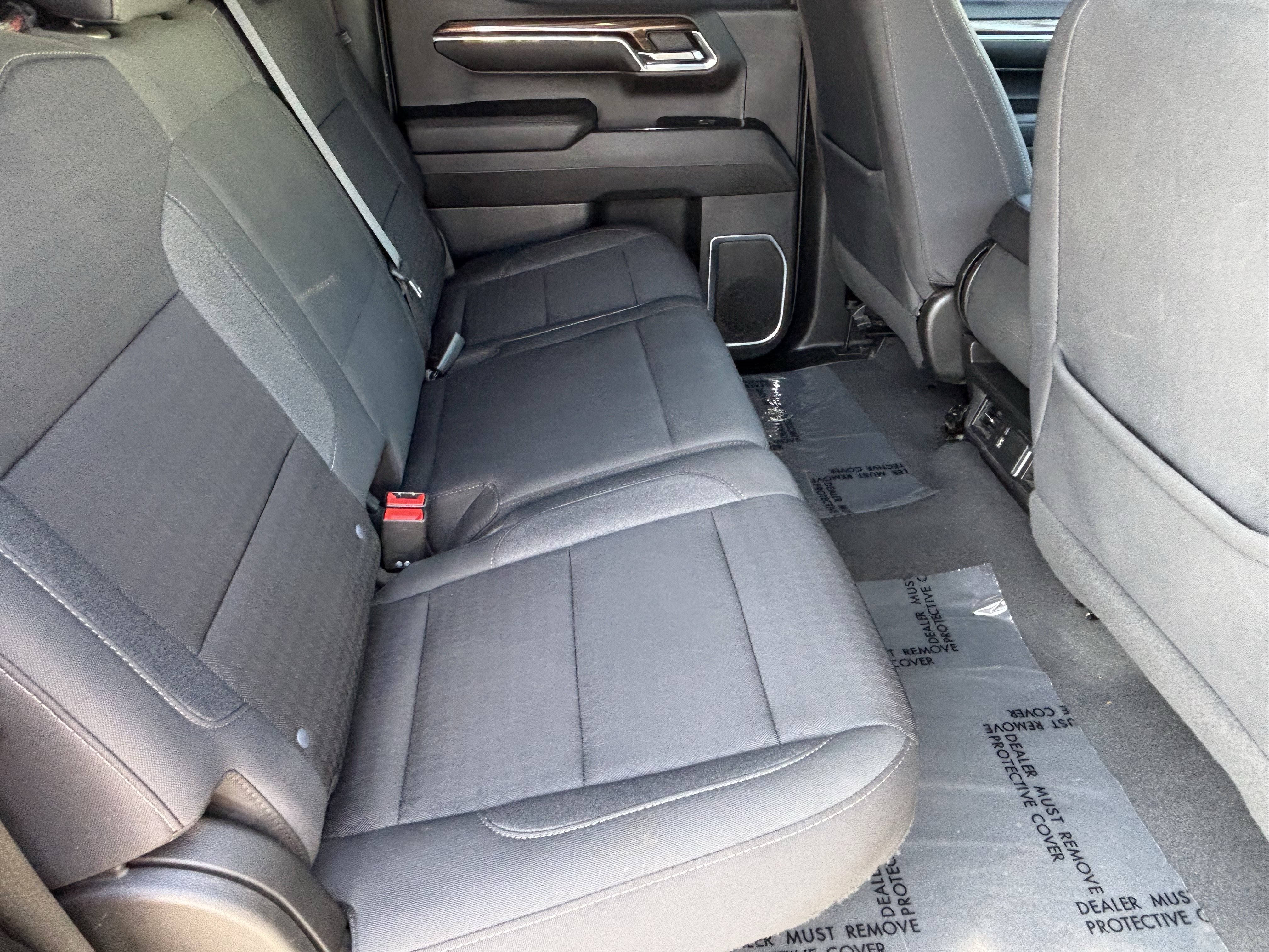 Used 2023 Chevrolet Silverado 1500 LT AWD/4WD image 11