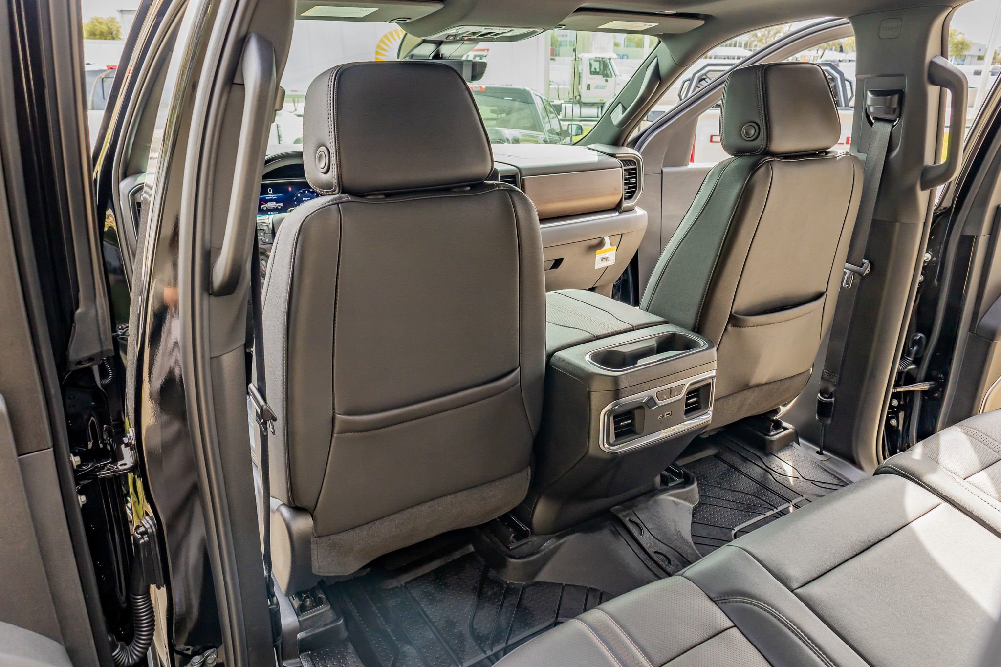 Used 2026 Chevrolet Silverado 1500 High Country image 33