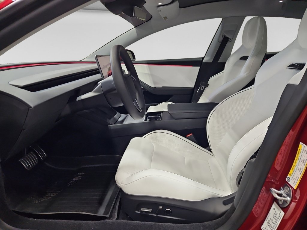 Used 2025 Tesla Model 3 Performance AWD/4WD image 17