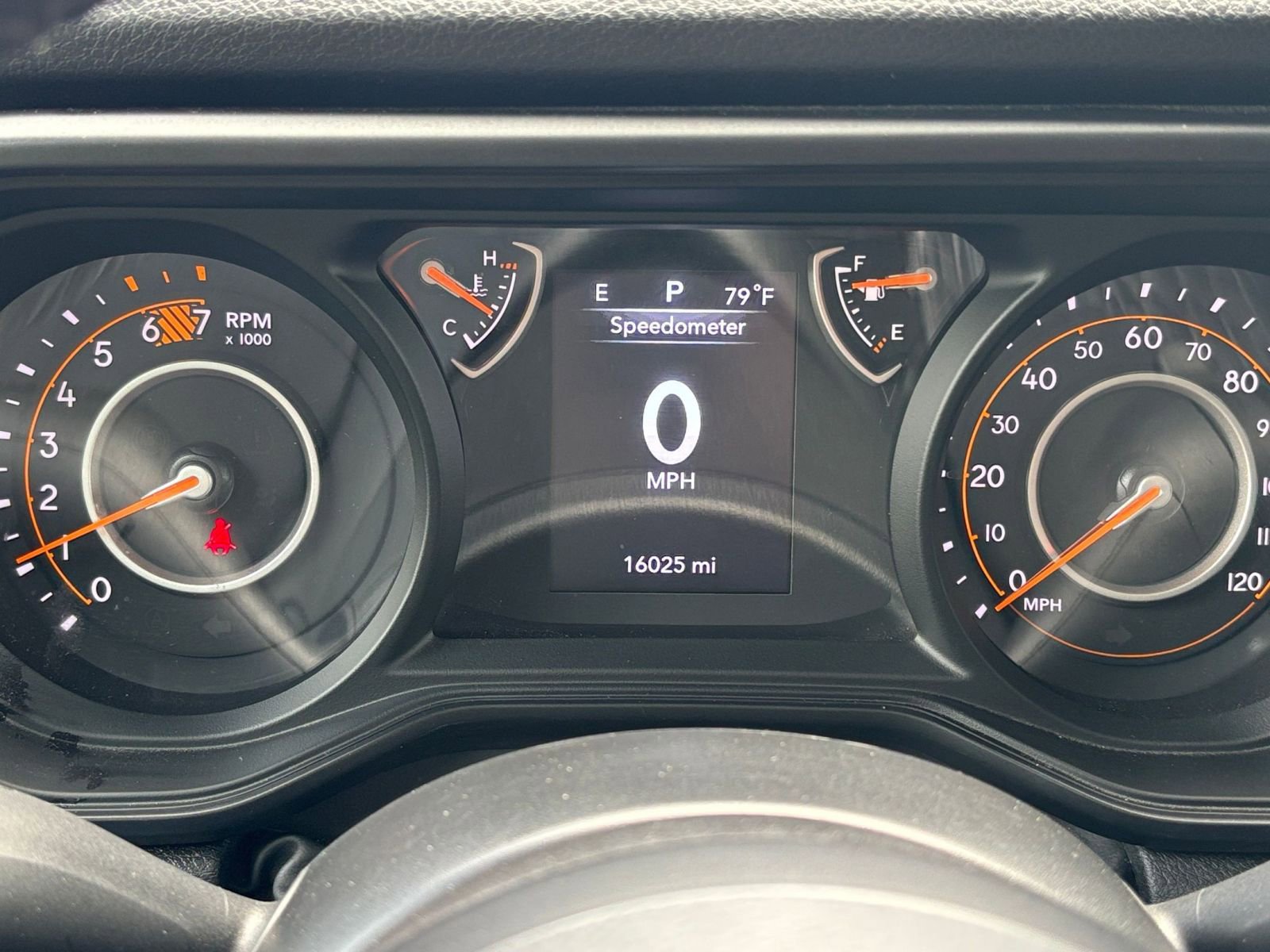 Used 2025 Jeep Wrangler Sport S image 35