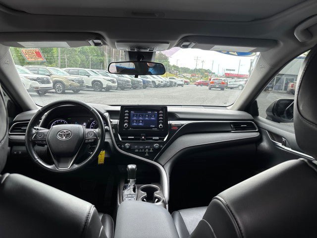 Used 2023 Toyota Camry SE AWD/4WD image 36