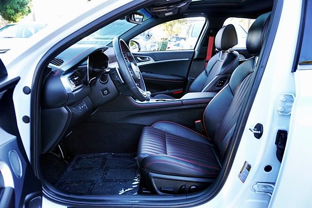 Used 2023 Genesis G70 2.0T w/ Sport Prestige Package image 14