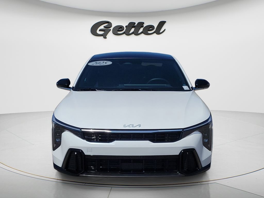 Used 2025 Kia K4 GT-Line w/ GT-Line Premium Package image 2