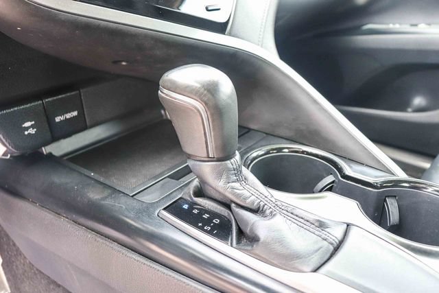 Used 2019 Toyota Camry SE FWD image 24