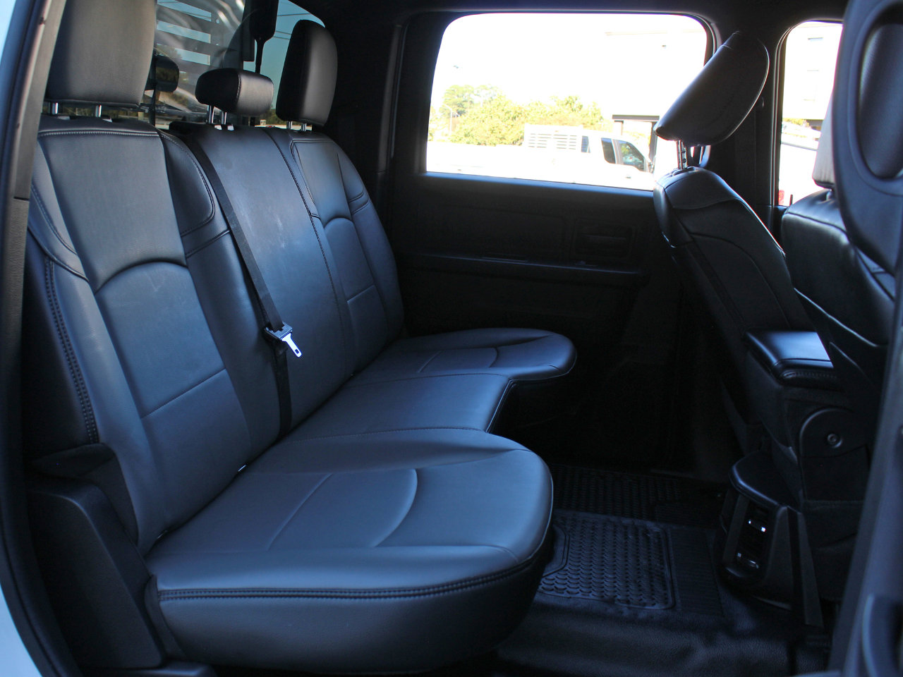 Used 2022 RAM 2500 Tradesman image 31