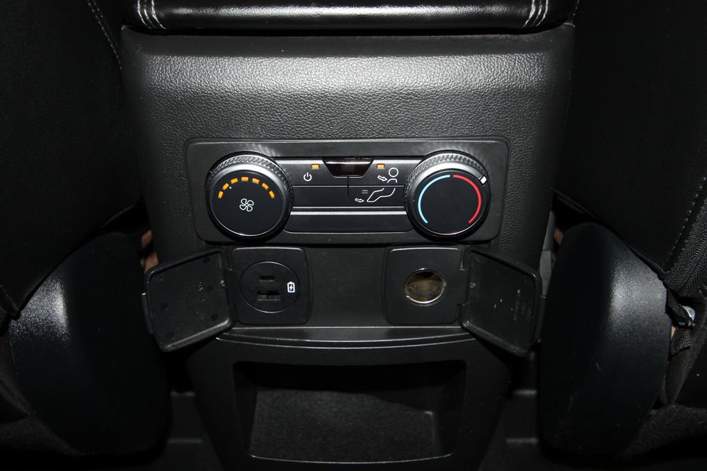 Used 2021 Ford Explorer XLT w/ Equipment Group 202A AWD/4WD image 28