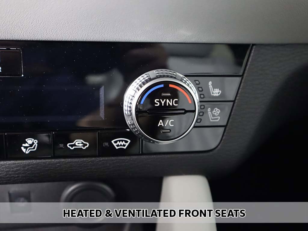 New 2025 Mitsubishi Outlander AWD image 10