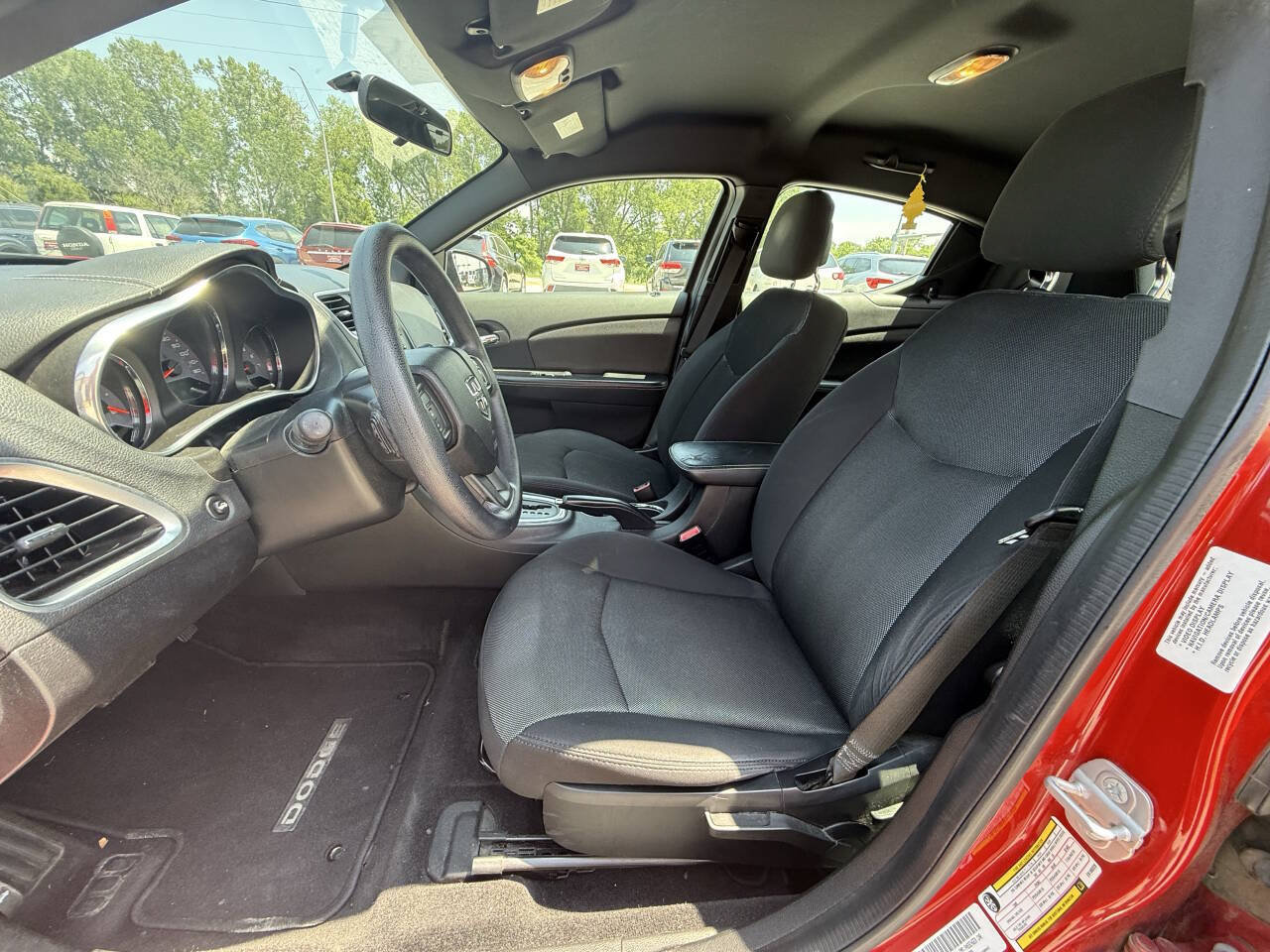 Used 2014 Dodge Avenger SE w/ Rallye Appearance Group FWD image 18