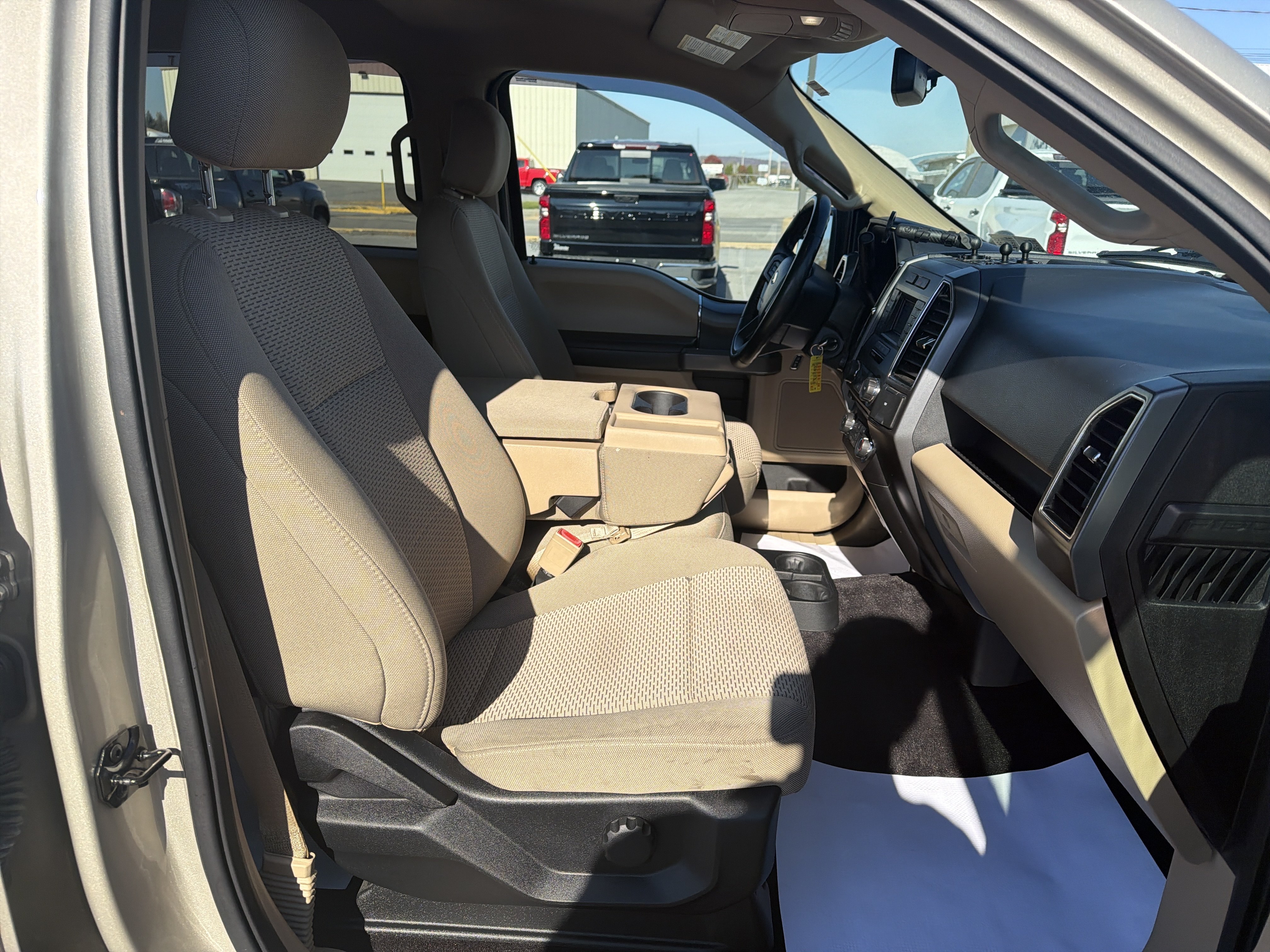 Used 2018 Ford F150 XLT w/ Equipment Group 301A Mid AWD/4WD image 8