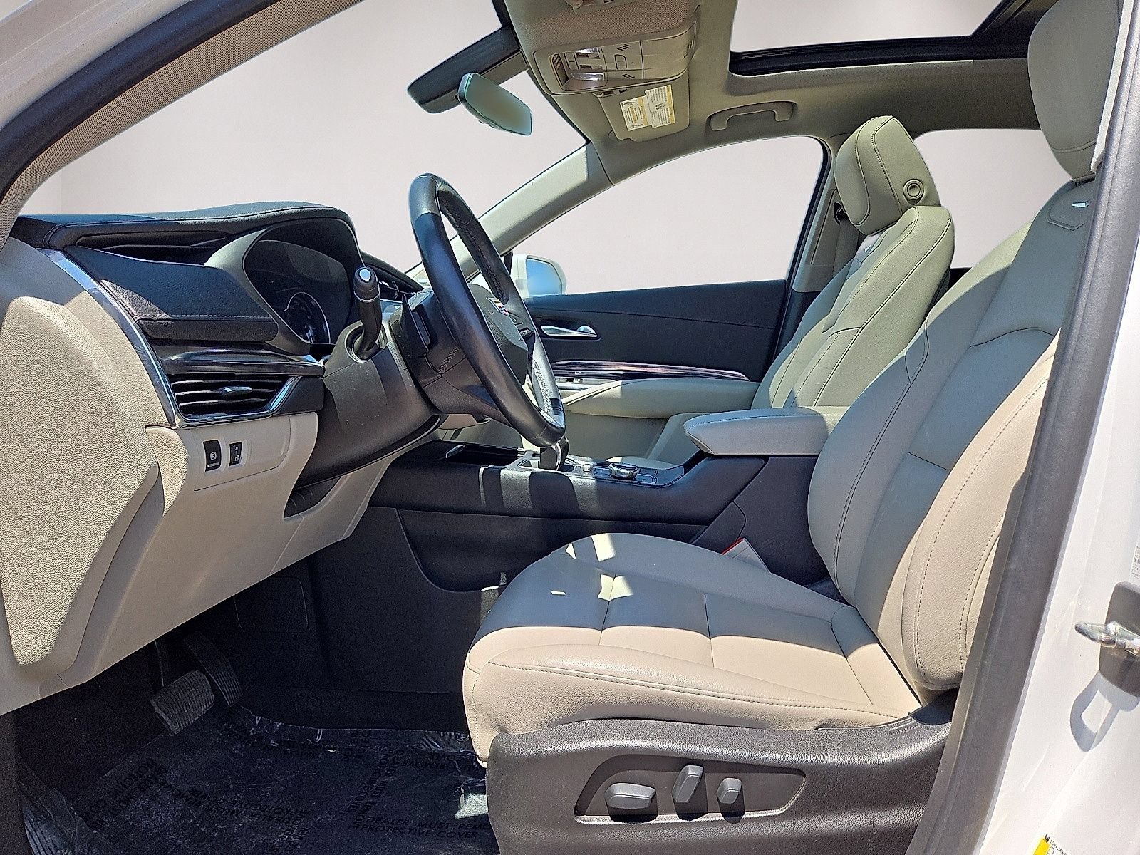 Used 2019 Cadillac XT4 Luxury FWD image 23