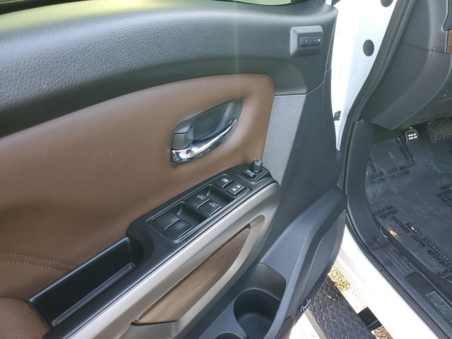 Used 2023 Nissan Titan Platinum Reserve w/ Moonroof Package image 14
