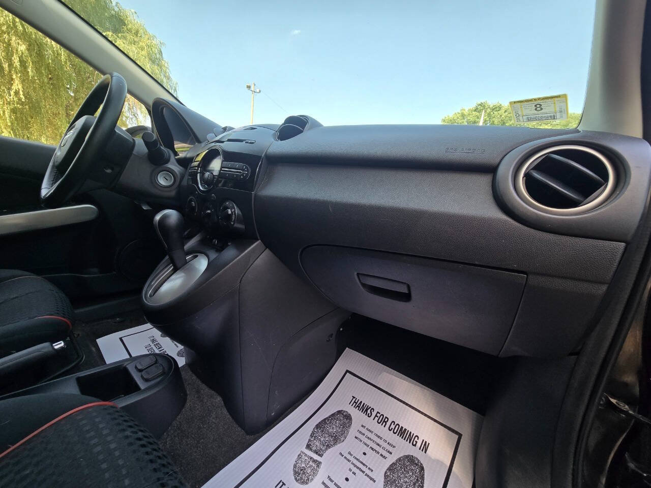 Used 2012 MAZDA MAZDA2 Touring FWD image 25