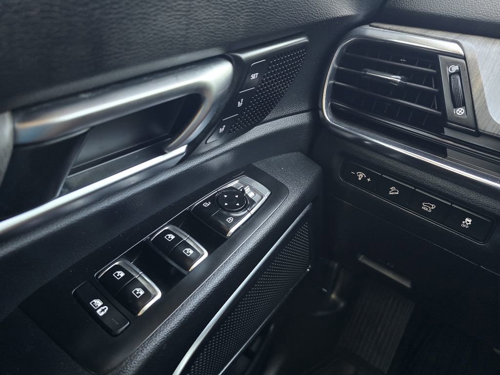 Used 2024 Kia Telluride SX w/ Towing Package FWD image 23