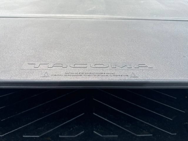 Used 2017 Toyota Tacoma 4x4 Double Cab image 49