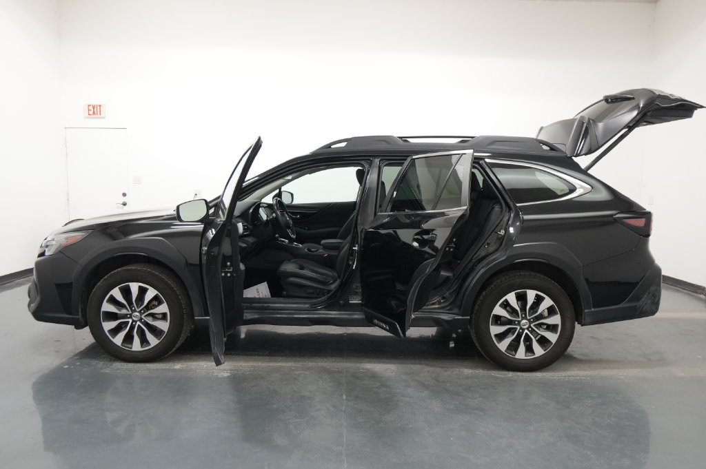 Used 2024 Subaru Outback Limited AWD/4WD image 28