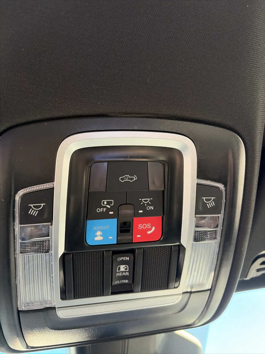 Used 2025 RAM 1500 Big Horn AWD/4WD image 26