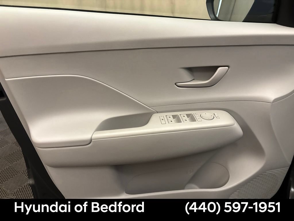Certified 2024 Hyundai Kona SEL w/ Convenience Package AWD/4WD image 11