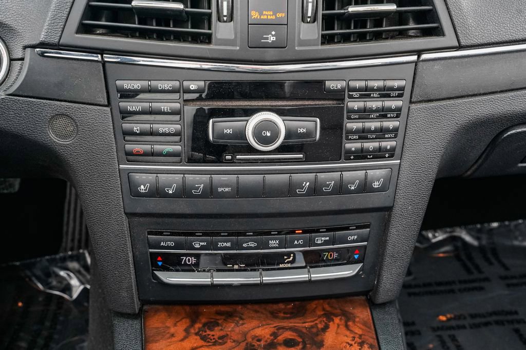 Used 2011 Mercedes-Benz E 550 Cabriolet image 18