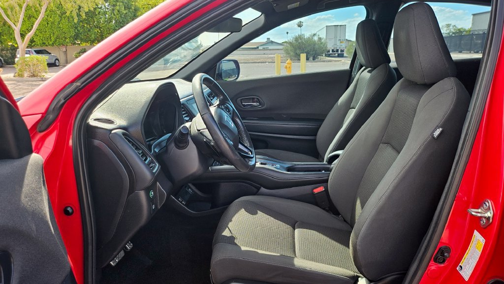 Used 2020 Honda HR-V Sport image 25