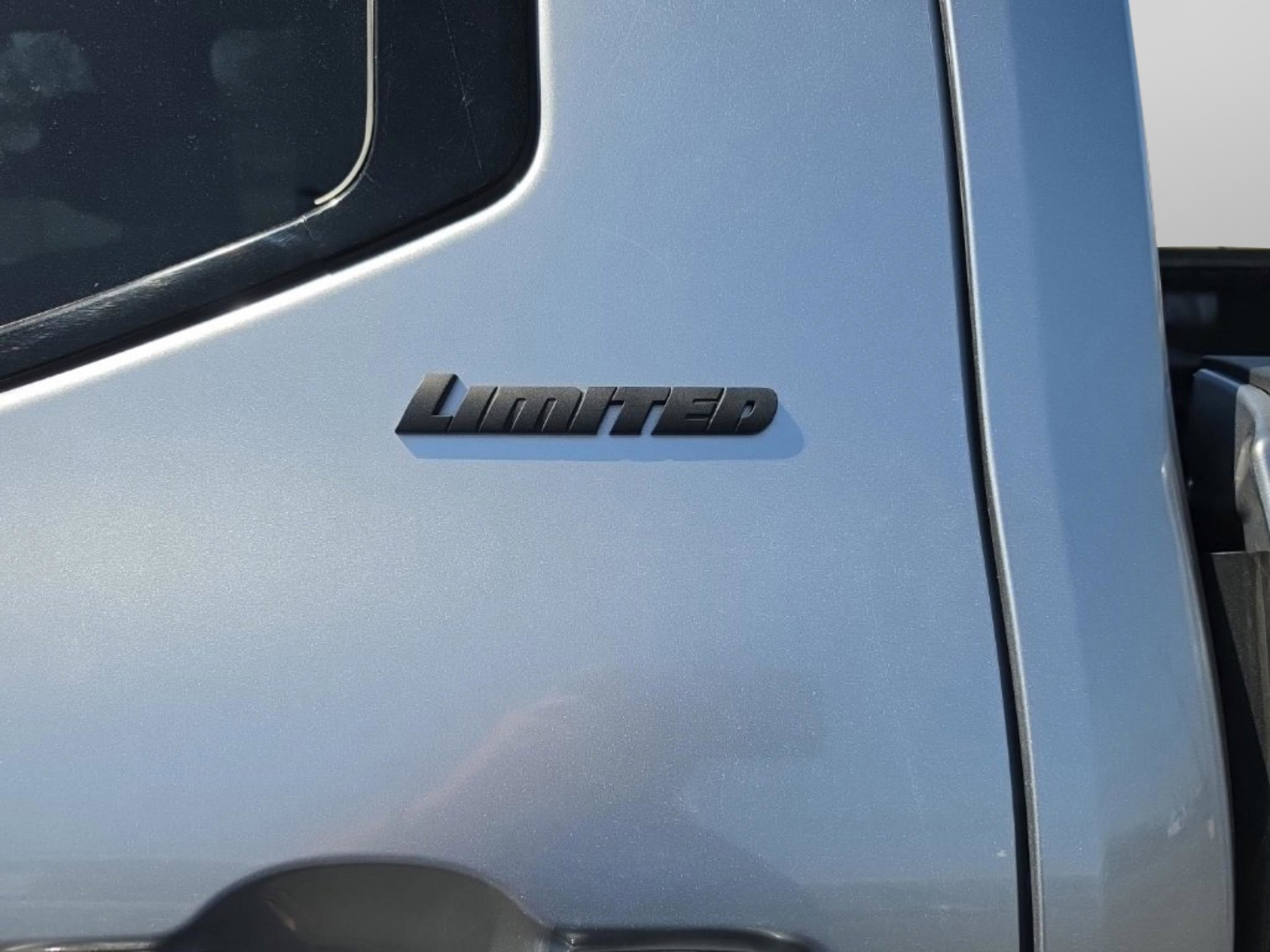 Used 2024 Toyota Tundra Limited AWD/4WD image 13