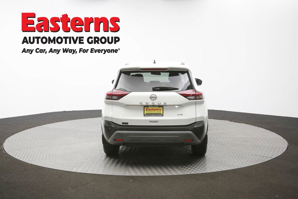 Used 2022 Nissan Rogue S image 36