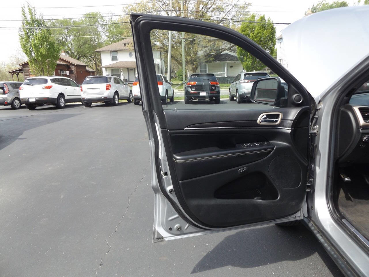 Used 2014 Jeep Grand Cherokee Limited AWD/4WD image 17