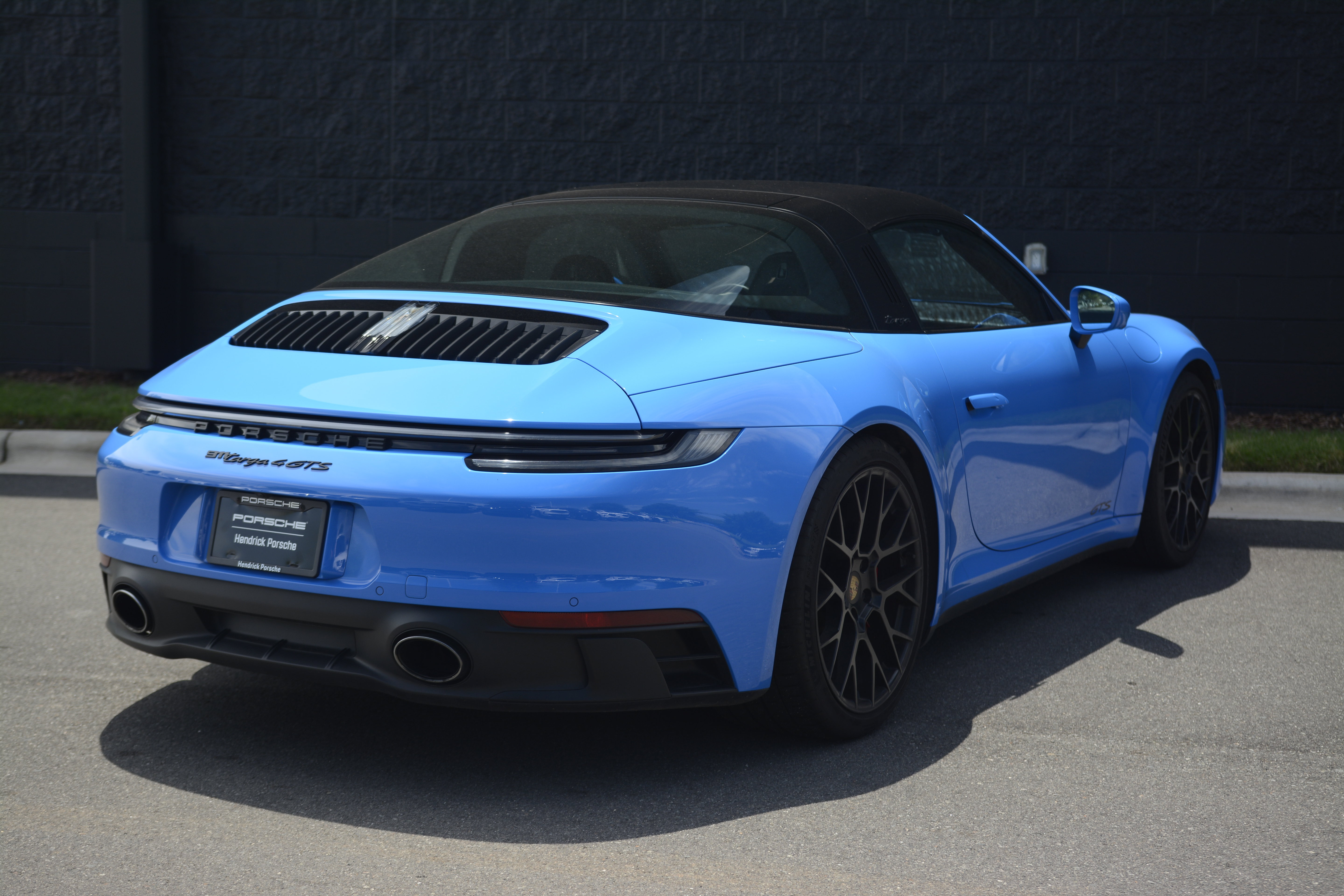 Certified 2022 Porsche 911 Targa 4 GTS AWD/4WD image 7