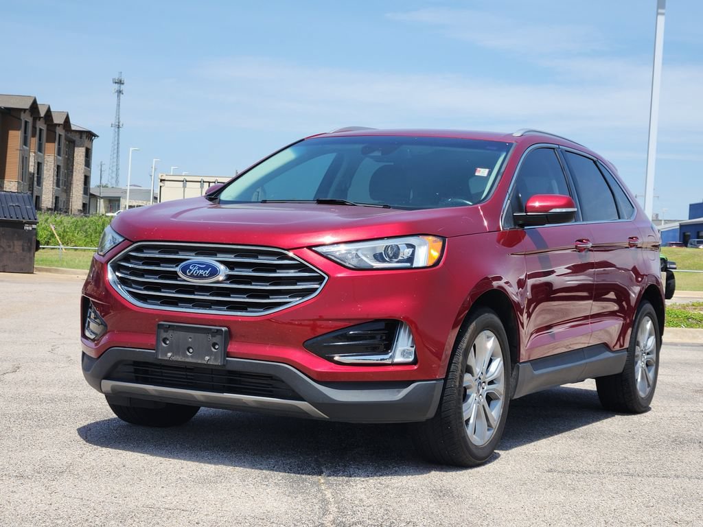 Used 2019 Ford Edge Titanium AWD/4WD image 2