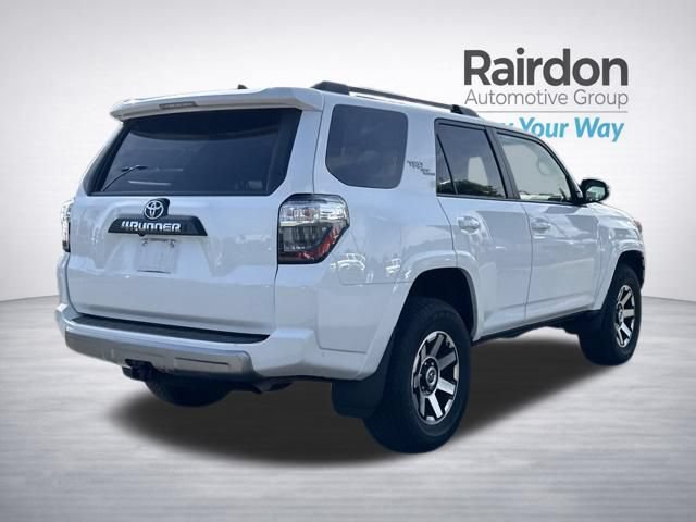 Used 2021 Toyota 4Runner TRD Off-Road Premium w/ Moonroof Package AWD/4WD image 7