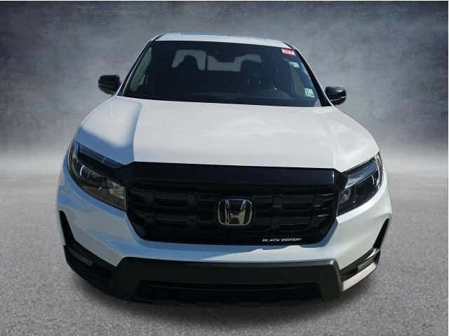 Used 2025 Honda Ridgeline Black Edition image 2