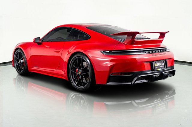 Used 2025 Porsche 911 Carrera 4 GTS image 15