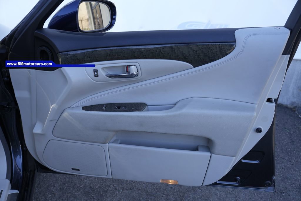 Used 2007 Lexus LS 460 image 31