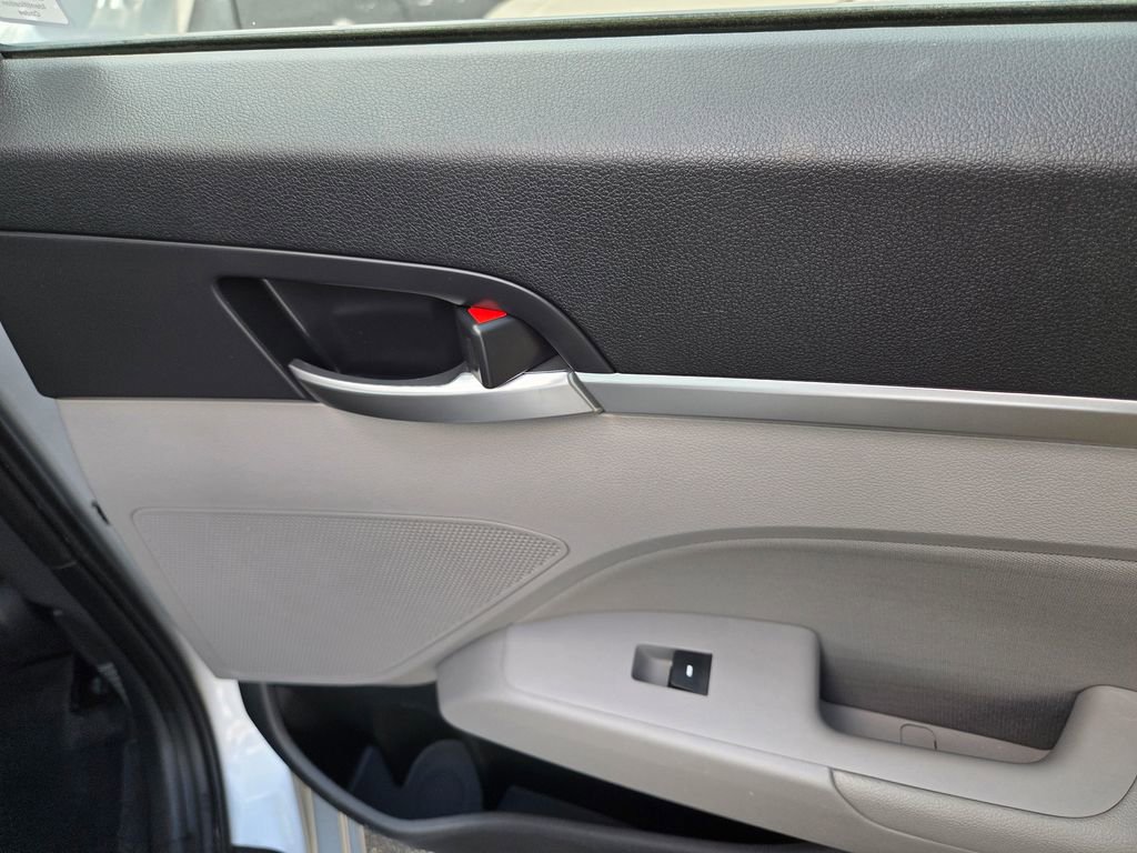 Used 2019 Hyundai Elantra Value Edition FWD image 28