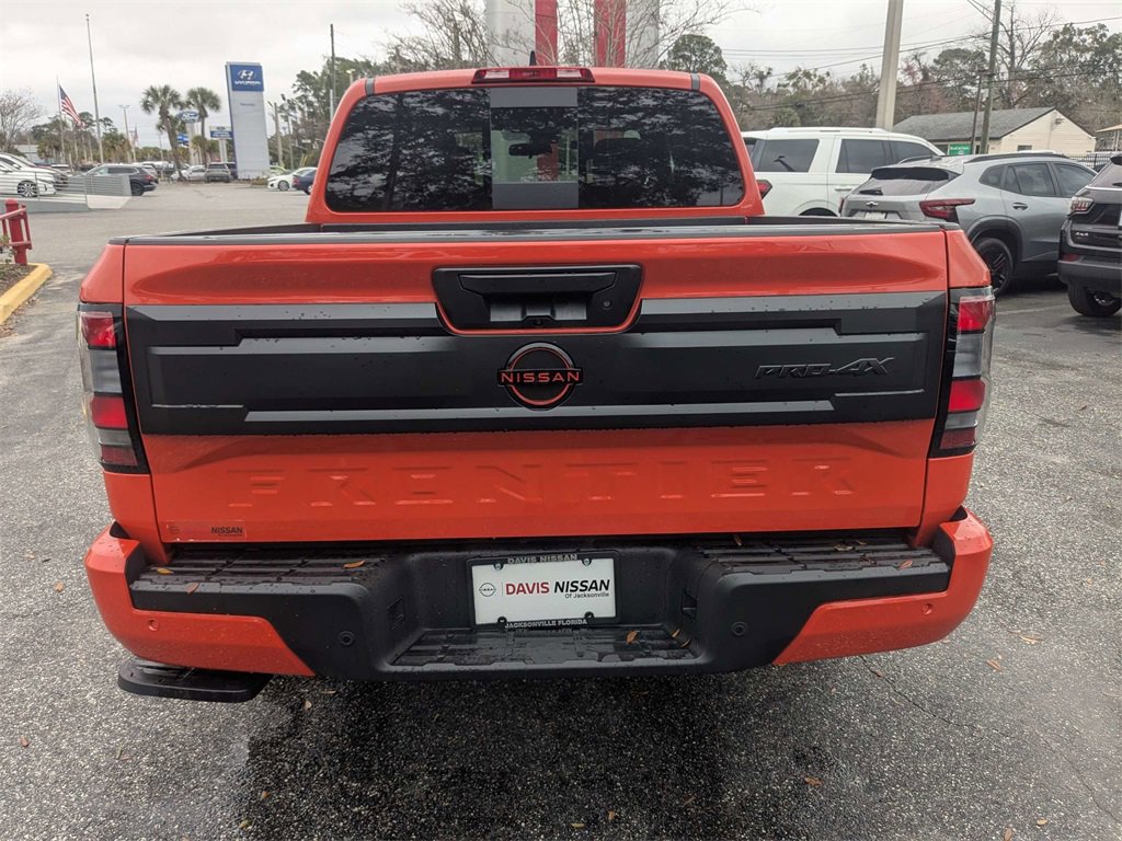 Used 2025 Nissan Frontier PRO-4X w/ Interior Protection Package image 5