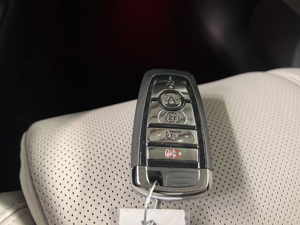 New 2026 Lincoln Navigator Reserve w/ Jet Appearance Package image 48