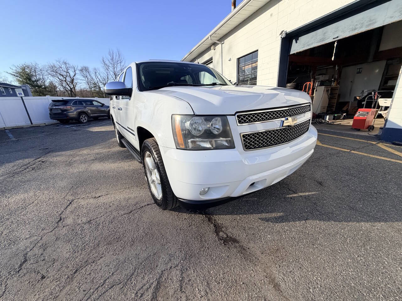 Used 2009 Chevrolet Suburban LTZ image 57