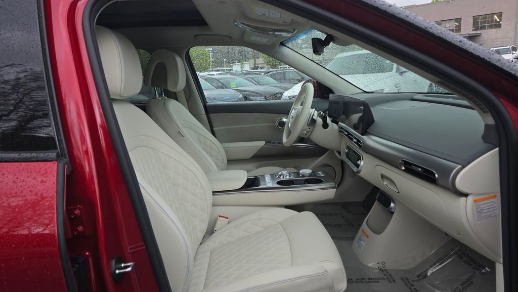 Used 2025 Genesis GV60 Performance image 10