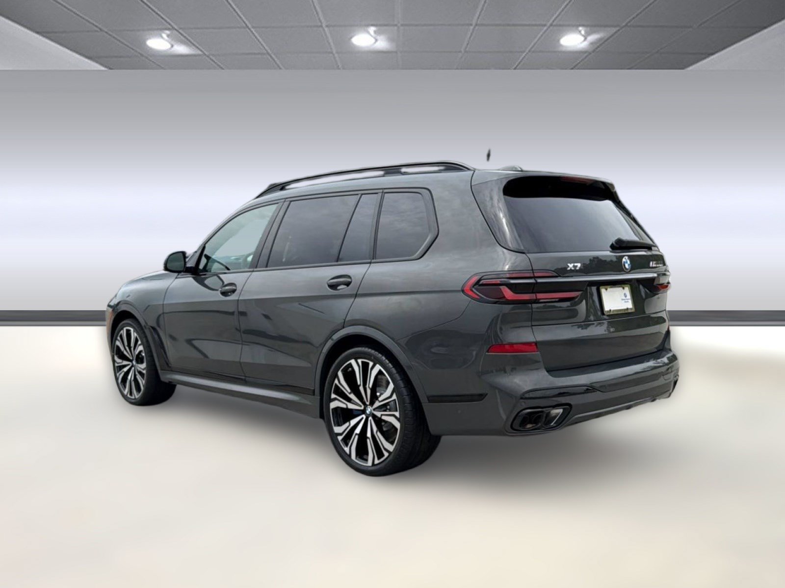 New 2027 BMW X7 M60i AWD/4WD image 3