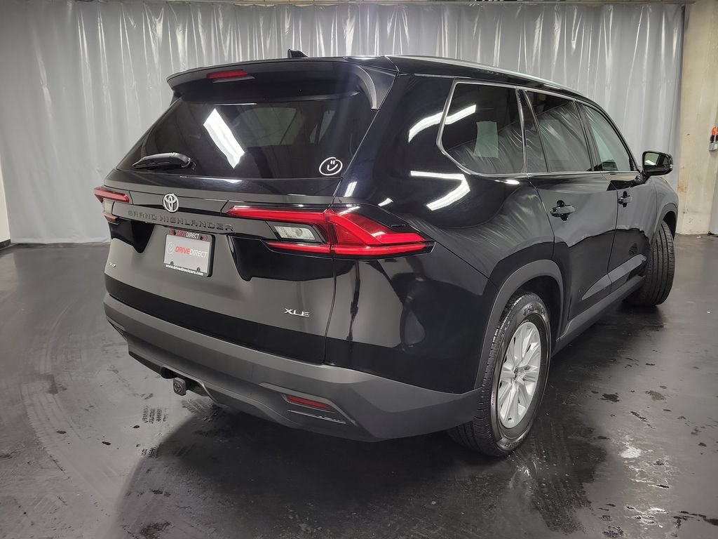 Used 2024 Toyota Grand Highlander AWD image 8