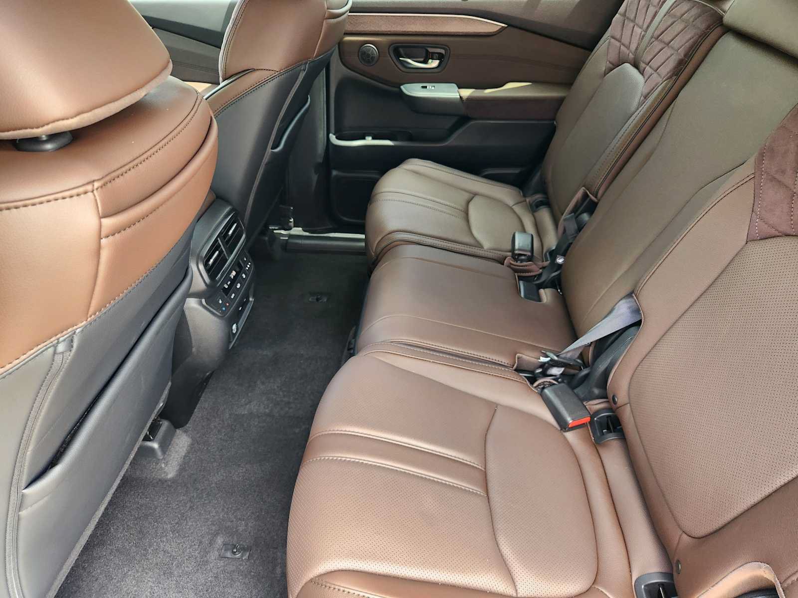 Certified 2026 Honda Pilot Elite image 30
