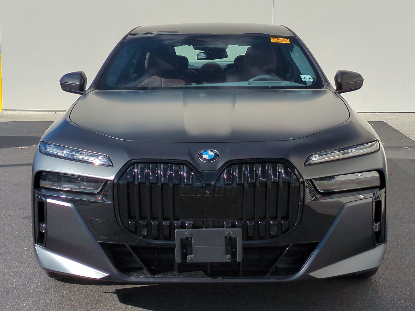 Certified 2023 BMW 740i image 3