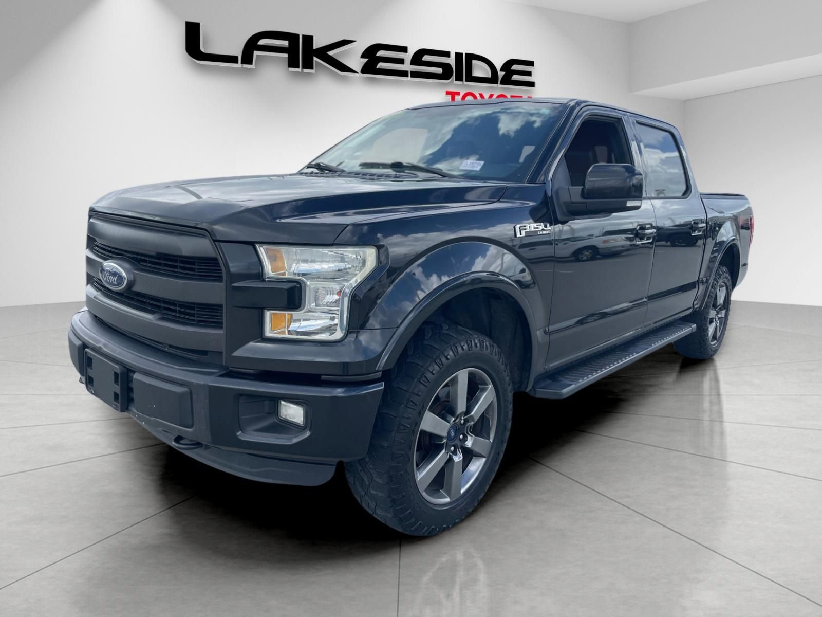Used 2015 Ford F150 Lariat image 2