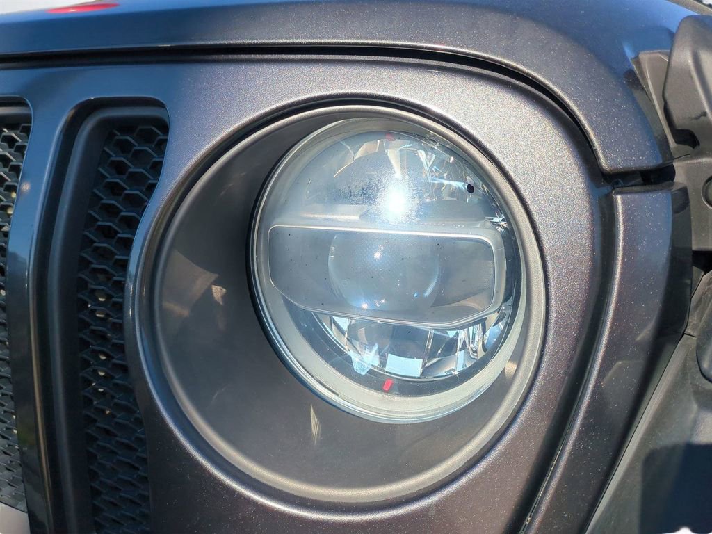 Used 2018 Jeep Wrangler Unlimited Rubicon image 10