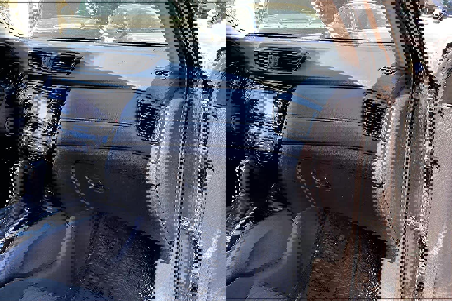 Used 2017 Nissan Rogue SV w/ Midnight Edition Package image 18