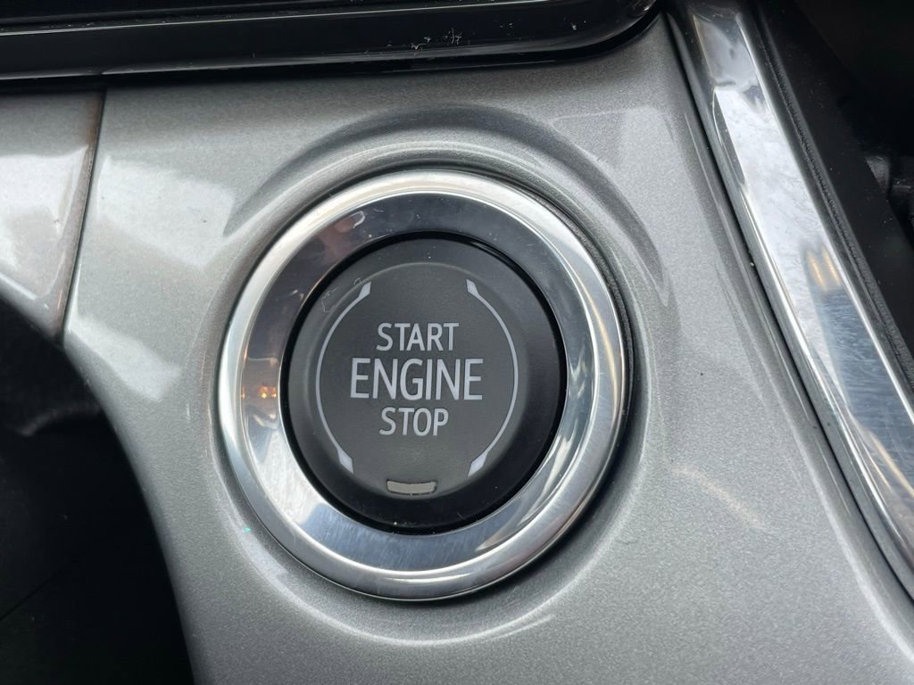 Certified 2025 Chevrolet Trax LT w/ LT Convenience Package image 29