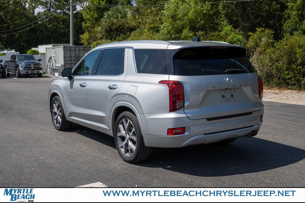 Used 2022 Hyundai Palisade Limited w/ Cargo Package image 4