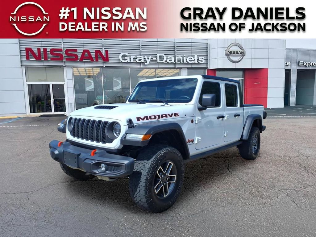 Used 2024 Jeep Gladiator Mojave image 3