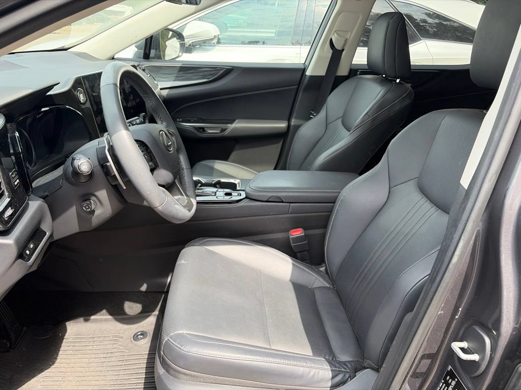 Used 2023 Lexus NX 350 AWD w/ Cold Area Package image 4