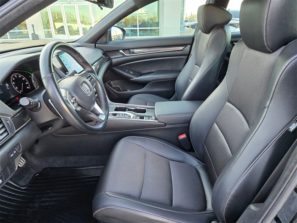 Used 2022 Honda Accord Sport image 9