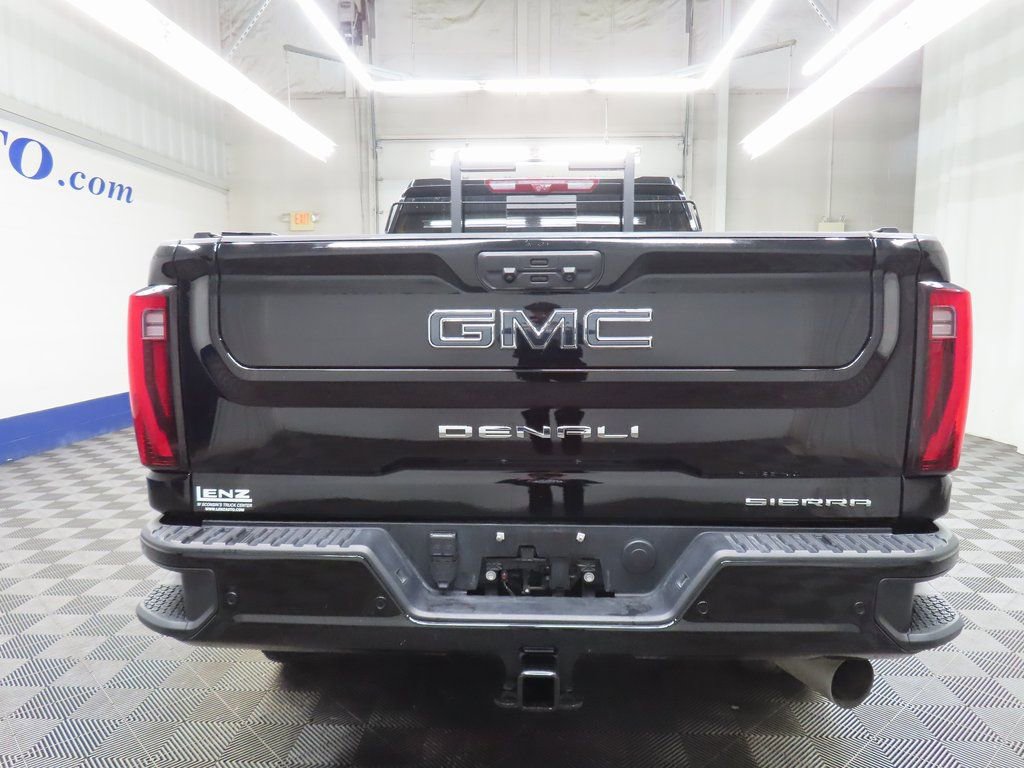 Used 2024 GMC Sierra 3500 Denali Ultimate image 38